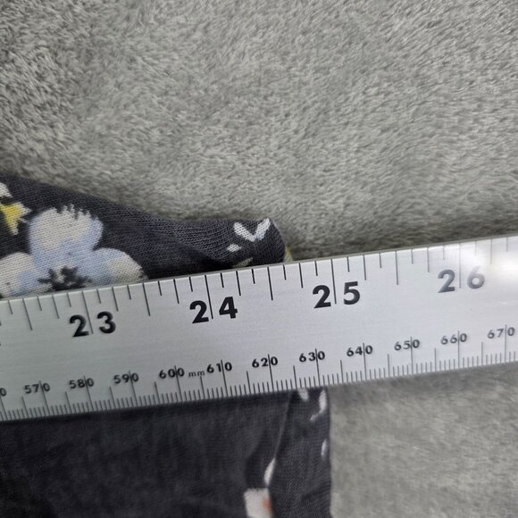 Womens TORRID Gray Floral Cami Tank Top Spaghetti Straps Rayon Plus Size 6 - Picture 7 of 9